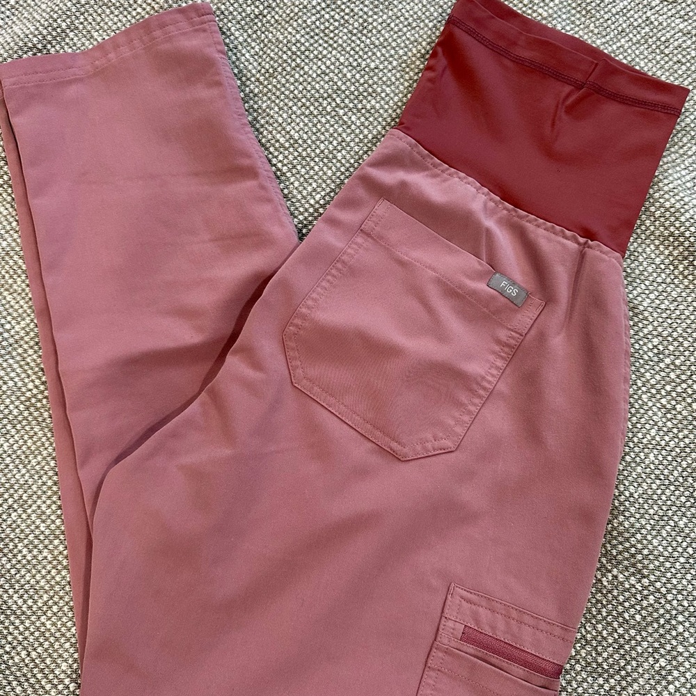 Figs Mauve Technical Collection Scrub Pants - Picture 3 of 4